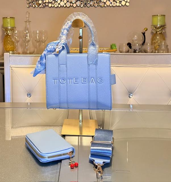 The Petite Luxe Tote Set