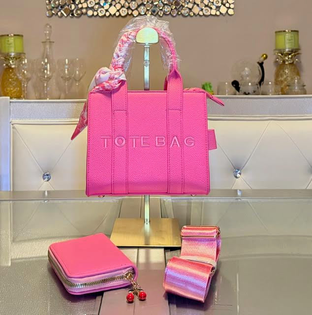 The Petite Luxe Tote Set