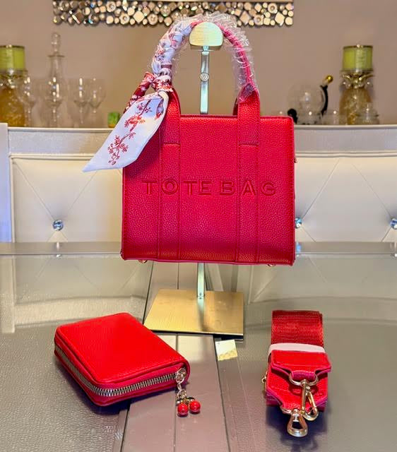 The Petite Luxe Tote Set