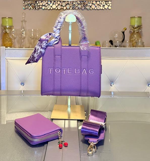 The Petite Luxe Tote Set