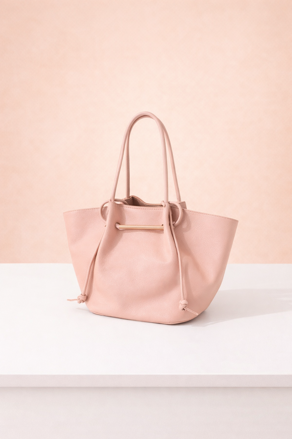 The Signature Luxe Tote