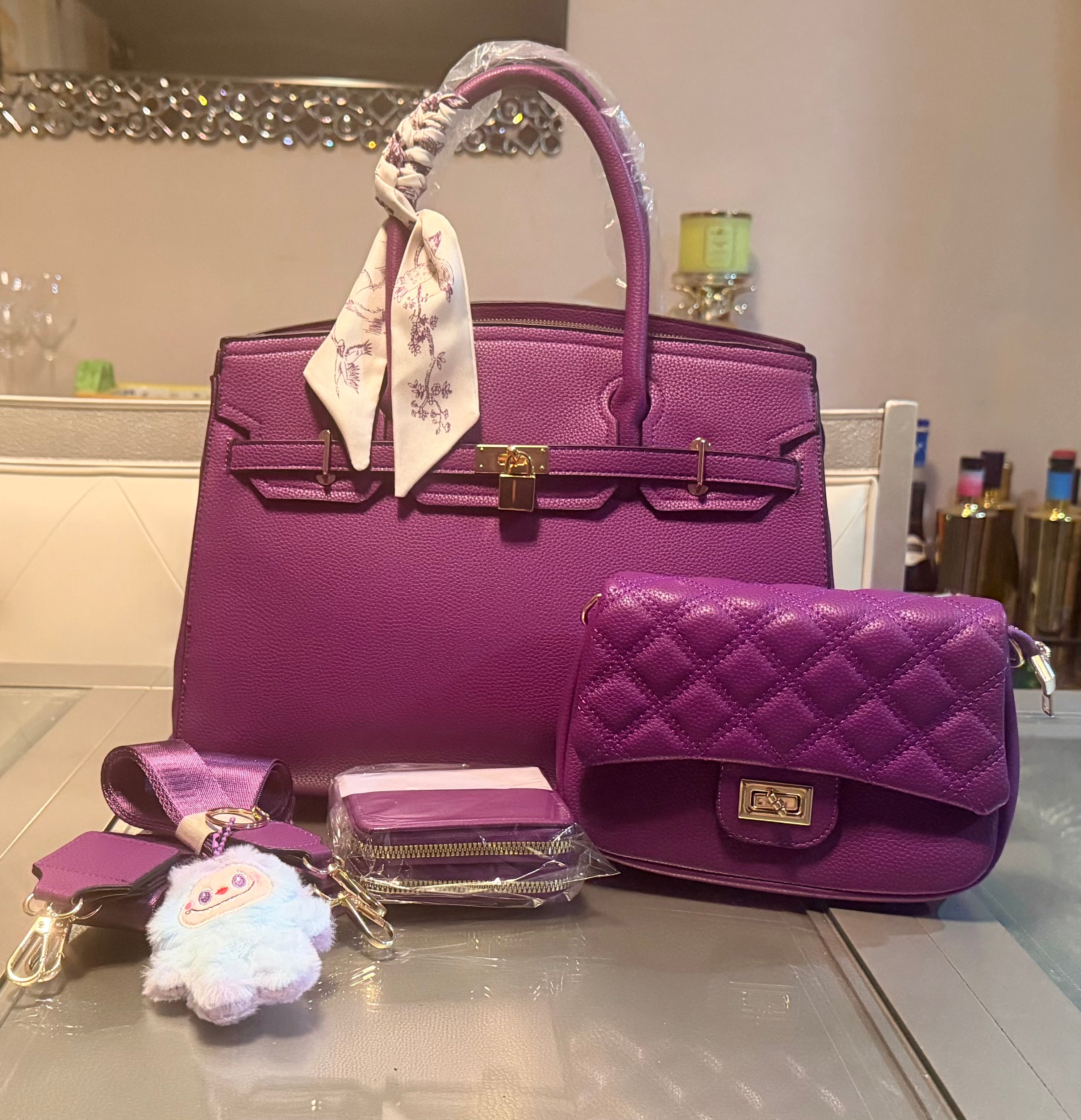 Elegant Structured Tote Set with Quilted Crossbody & Accessories